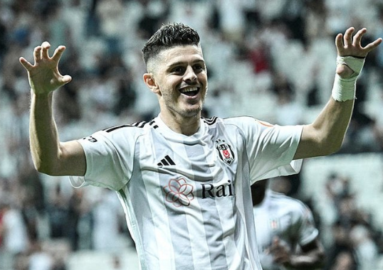 Foto - Fenerbahçe ve Galatasaray'dan büyük yarış! Transfer her an gerçekleşebilir...