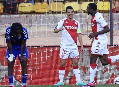 Foto - Fenerbahçe ve Galatasaray'dan dev transfer yarışı! 25 milyon Euro'luk yıldız için savaş var!