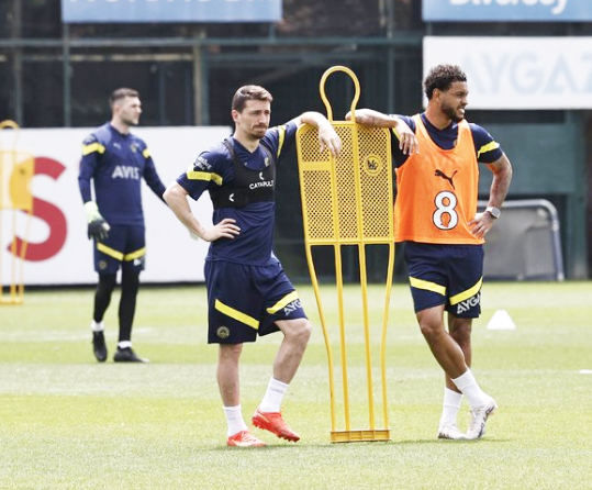 Foto - Fenerbahçe yılın bombasını patlatacak! Bu transfer günlerce hatta aylarca konuşulur...