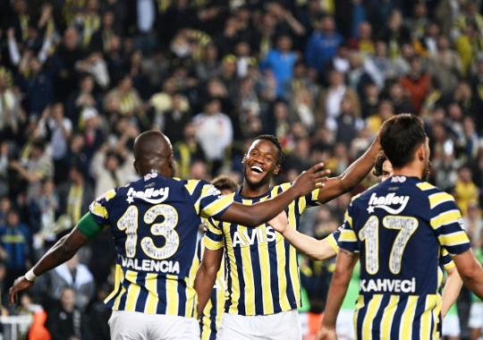 Foto - Fenerbahçe yılın bombasını patlatacak! Bu transfer günlerce hatta aylarca konuşulur...