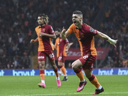 Foto - Fenerbahçe Zaha'nın acısını fena çıkartacak! Bomba gelişme...