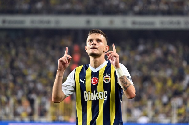 Foto - Fenerbahçe, Zimbru'yu 5 golle geçti
