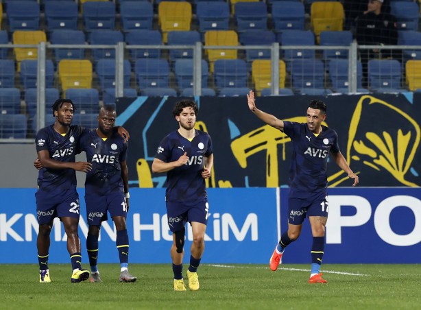 Foto - Fenerbahçe zirveye bir adım daha yaklaştı