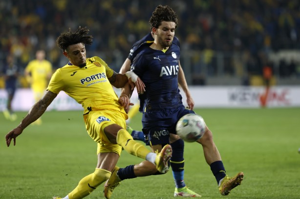 Foto - Fenerbahçe zirveye bir adım daha yaklaştı