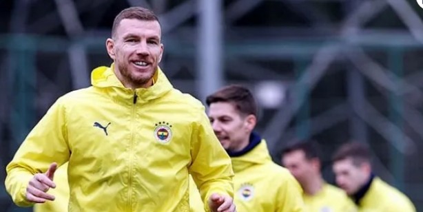 Foto - Fenerbahçe'de 2 ayrılık birden! Yeni transferler sonrası...