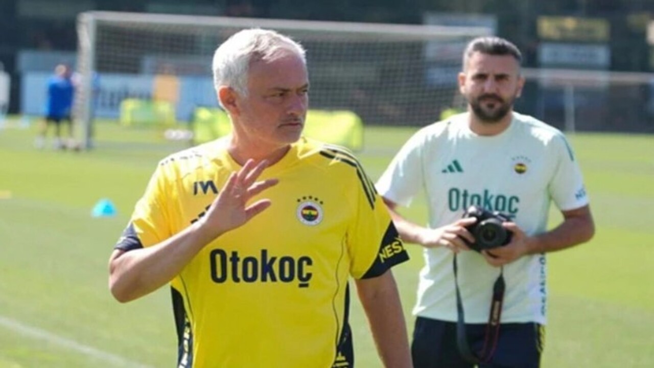Fenerbahçe’de ayrılık sinyalleri! Josê Mourinho iki yıldız ismi kadroda istemiyor
