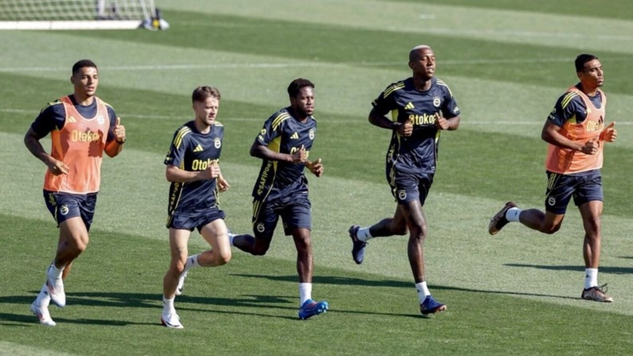 Foto - Fenerbahçe’de ayrılık sinyalleri! Josê Mourinho iki yıldız ismi kadroda istemiyor