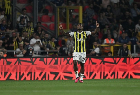 Fenerbahçe’de bakın şimdi ne yapacaklar: Artık olanlar olacak ve iki isim gönderilecek…