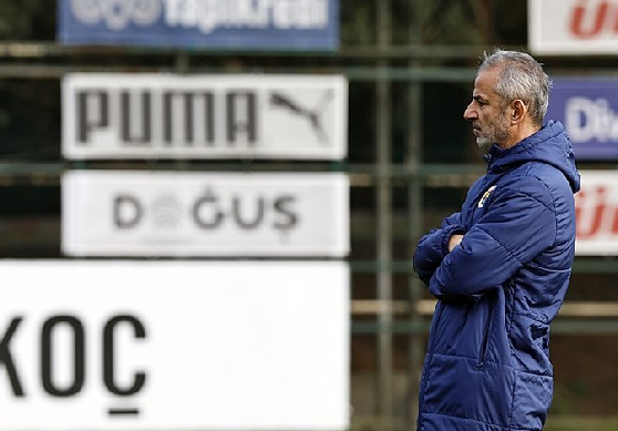 Foto - Fenerbahçe'de beklenen veda gerçekleşiyor! Nedeni belli oldu: Yıldız oyuncu ülkesine dönüyor