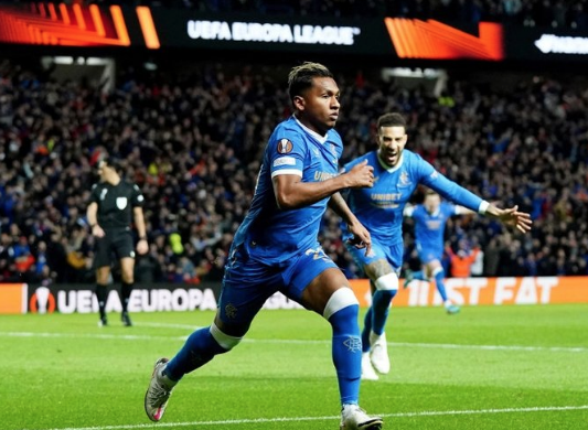 Foto - Fenerbahçe'de beklenmedik gelişme! Bir bu eksikti.. Ya transfer yatarsa...