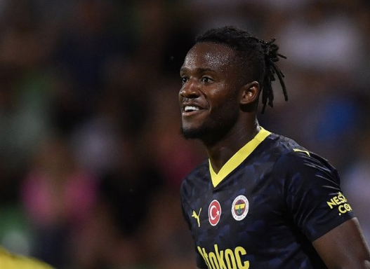 Foto - Fenerbahçe'de beklenmedik gelişme! Bir bu eksikti.. Ya transfer yatarsa...