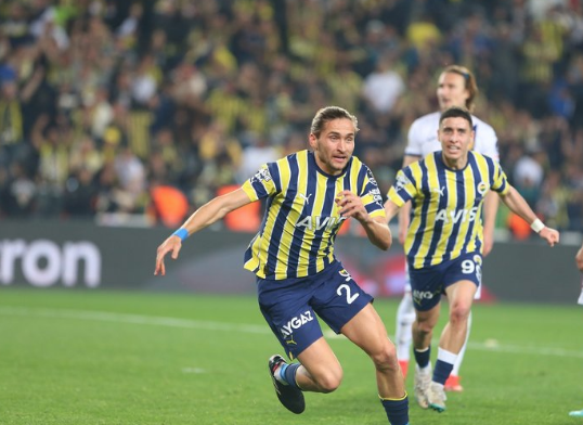 Foto - Fenerbahçe'de bir devrin sonu... O yıldız için 'kaçış' planı! 