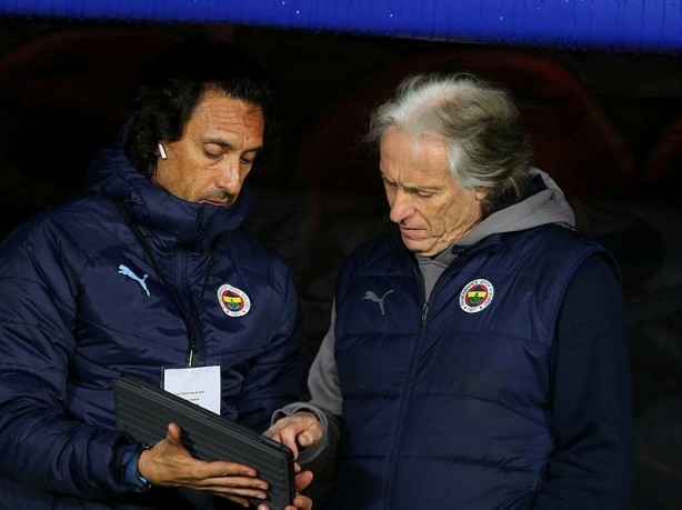 Foto - Fenerbahçe'de bir dönem sona eriyor! Jorge Jesus'un yerine gelecek ismi açıkladılar...