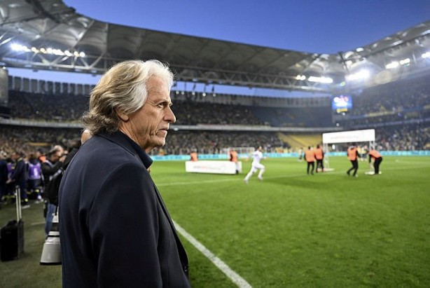 Foto - Fenerbahçe'de bir dönem sona eriyor! Jorge Jesus'un yerine gelecek ismi açıkladılar...