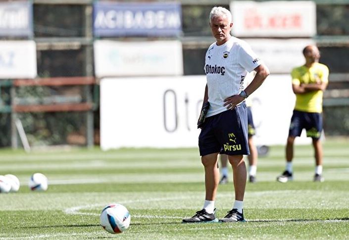 Foto - Fenerbahçe’de bir garip olay! Kendi transferini kendisi duyurdu 