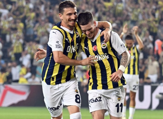 Foto - Fenerbahçe'de bu adamın başını yemeyin! Büyük transfer şu anda ne olacak kaygısında...