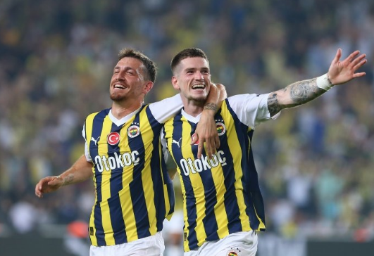 Foto - Fenerbahçe'de bu adamın başını yemeyin! Büyük transfer şu anda ne olacak kaygısında...