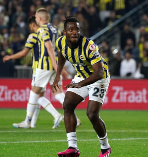 Foto - Fenerbahçe'de bu kez bir yıldız İstanbul'da olacak! İstanbul'a binlerce kilometre öteden gelecek