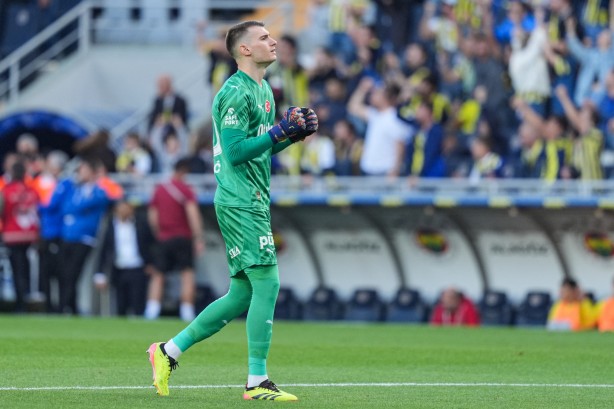 Foto - Fenerbahçe'de büyük kriz! "O isimler varsa ben yokum" Az önce Türkiye'ye duyuruldu...