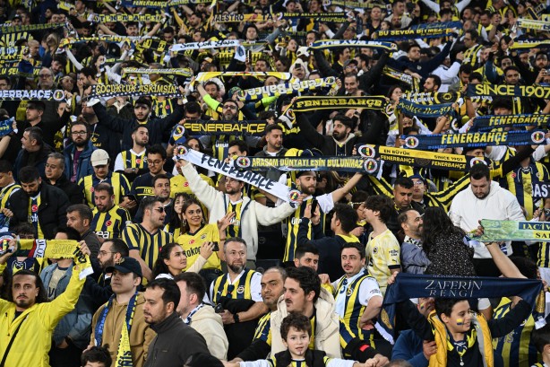 Foto - Fenerbahçe'de deprem: O gelişme, Fenerbahçelileri isyan ettirecek! Şimdi ne yapacaksın İsmail Hocam!