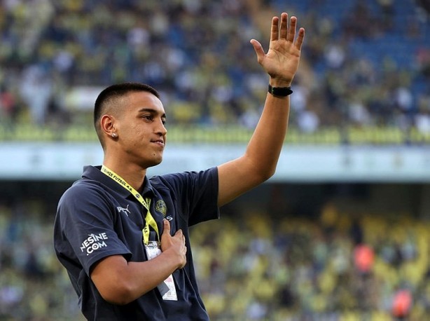 Foto - Fenerbahçe’de derbi sonrası büyük kıyım! Yönetim tam 6 oyuncunun biletini kesti…