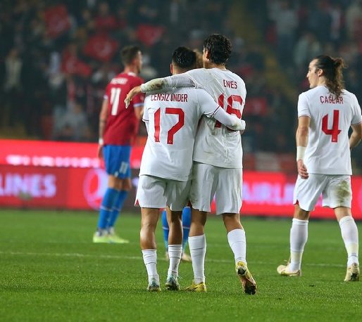 Foto - Fenerbahçe'de Dzeko'nun ilk transferi geliyor! Flaş adım...