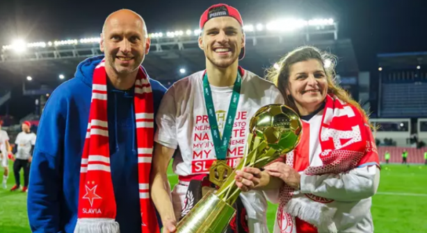 Foto - Fenerbahçe’de Ferdi’nin yeri çabuk doldu