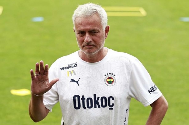 Foto - Fenerbahçe'de gözler o isime çevrildi! Mourinho'nun gözüne girdi