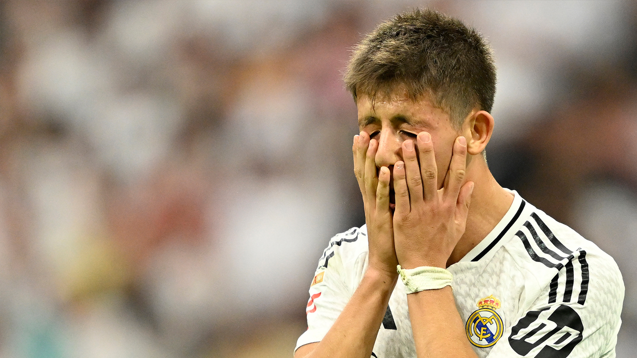 Foto - Fenerbahçe’de hareketli saatler: Peş peşe bombalar patlayacak: Tüm Türkiye’ye uyarı geldi: Ortalık yıkılıyor artık…