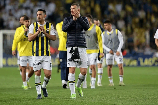 Foto - Fenerbahçe’de herkes o ismin peşinde! Ne Ferdi Kadıoğlu ne de İrfan Can