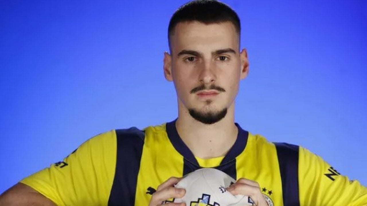 Foto - Fenerbahçe’de ilk ayrılık belli oldu! İsmail Kartal devre arası gönderecek