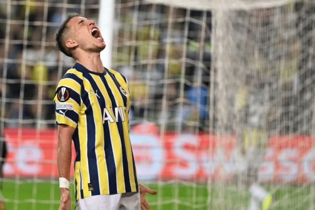 Foto - Fenerbahçe’de ilk ayrılık belli oldu! İşte yeni takımı...