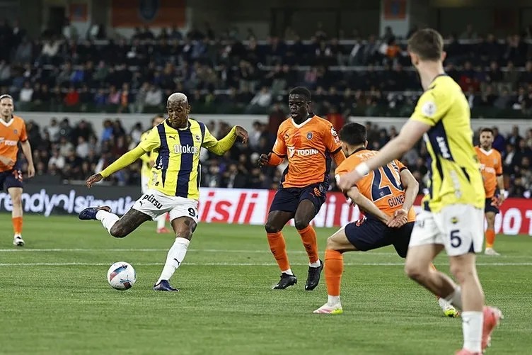 Foto - Fenerbahçe’de ipler koptu! Yıldız isim geldiği gibi gidiyor