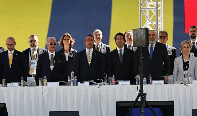 Foto - Fenerbahçe’de kılıçlar çekildi! Kongre üyeleri Ali Koç’a karşı resmen harekete geçti 