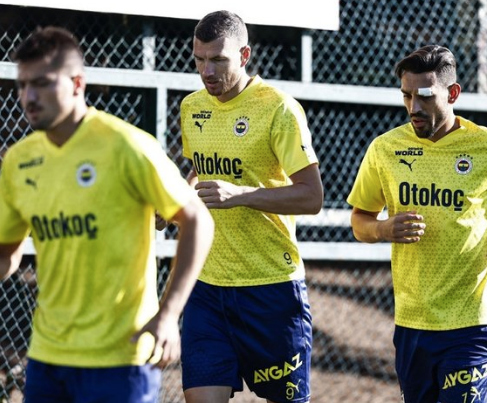 Foto - Fenerbahçe'de kriz kapıda! İsmail Kartal yıldız isimlerden yoksun kalacak