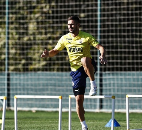 Foto - Fenerbahçe'de kriz kapıda! İsmail Kartal yıldız isimlerden yoksun kalacak
