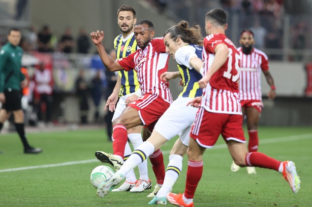 Foto - Fenerbahçe'de kriz patladı! İsmail Kartal'a artık güvenmiyorlar! Büyük kaos...