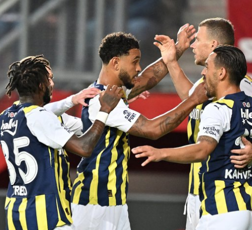 Fenerbahçe'de Krunic gelişmesi! İddia edilen: Ne yapıp edip onu almak istiyor