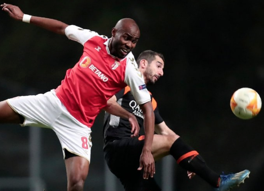 Foto - Fenerbahçe'de orta saha gelişmesi! Flaş karar: Kanarya, Portekiz'i fethedecek!