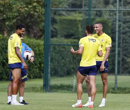 Foto - Fenerbahçe'de orta saha tamam! Ali Koç İstanbul'a çağırdı, 30 milyon euroluk yıldız imzayı atıyor