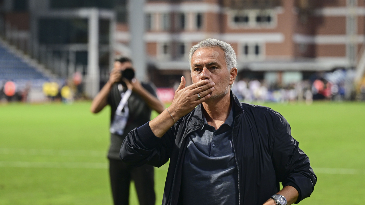 Foto - Fenerbahçe'de Polonyalı tartışması! Bu kez hiç beklemediği yerden geldi: Fenerbahçe’den beklenmedik yıldız açıklaması…