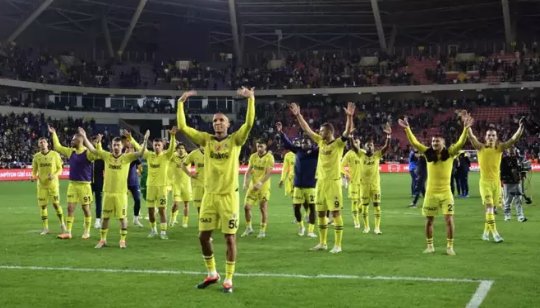 Foto - Fenerbahçe'de rotasyon depremi! İsmail Kartal'a şok tepki: Çeker vururum kendimi