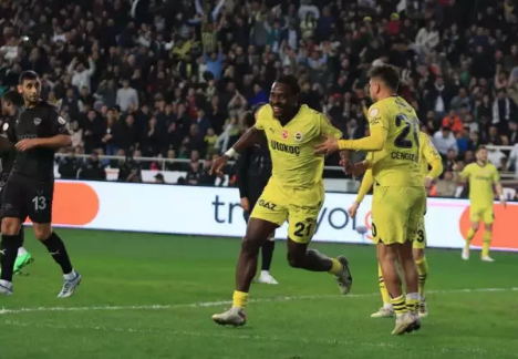 Foto - Fenerbahçe'de rotasyon depremi! İsmail Kartal'a şok tepki: Çeker vururum kendimi