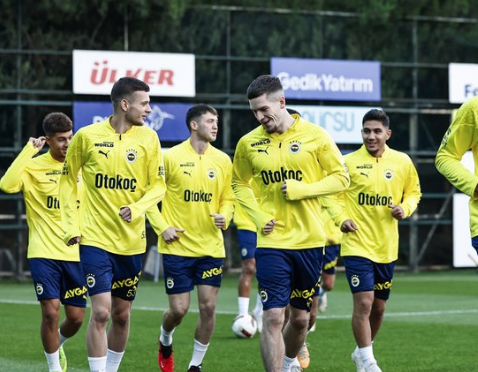 Foto - Fenerbahçe'de şaşırtan "yıldızlar" çıkışı! Duyan, kulaklarına inanamadı: Bu yıldızlar ne olacak peki?