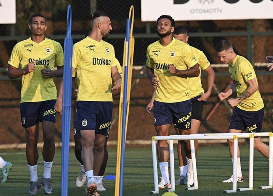 Foto - Fenerbahçe'de sıcak gelişme: Güzel haberi duyurdular...