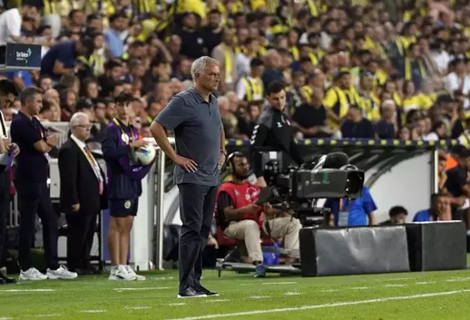 Foto - Fenerbahçe’de sıcak gelişme: İşte bu Fenerbahçe neyin peşinde! Bakın kimler…