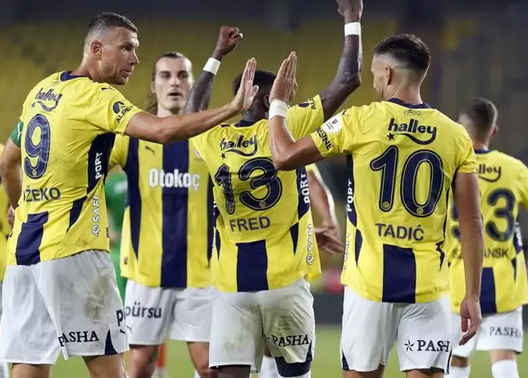 Foto - Fenerbahçe’de sıcak gelişme: İşte bu Fenerbahçe neyin peşinde! Bakın kimler…