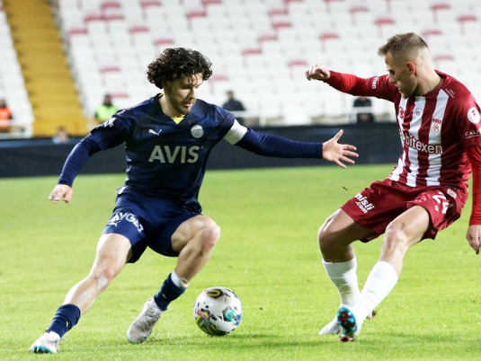 Foto - Fenerbahçe'de sıcak gelişme! Resmen duyurdular.. Karar alındı: Ünlü yıldız yola çıktı...