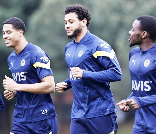 Foto - Fenerbahçe'de sıcak gelişme! Resmen duyurdular.. Karar alındı: Ünlü yıldız yola çıktı...