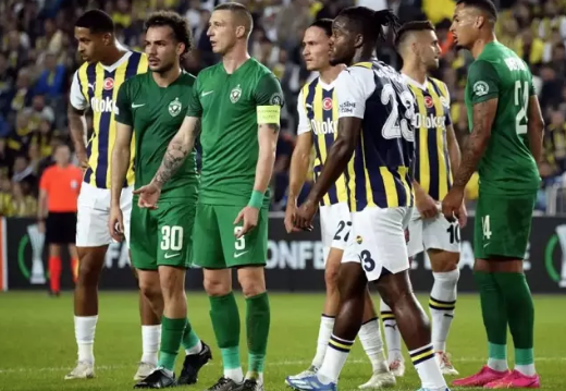 Foto - Fenerbahçe’de skandal! Sosyal medya ayağa kalktı: Takım bu haberle çalkalanıyor: Ortalık toz duman olacak…